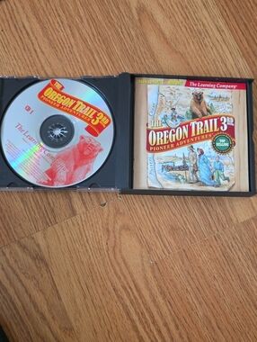 The Oregon Trail 3rd: Pioneer Adventures PC Game - - Red/Beige